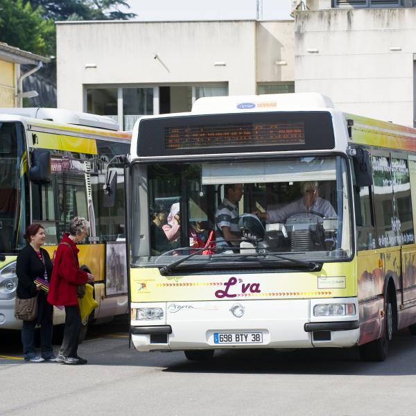 Vienne France TAD Mobilité RATP Dev L'va