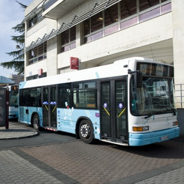J6F. MAUBOUSSIN Les bus Vib’ et Créavib’ de Vierzon en mobilité